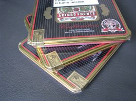 Arturo Fuente Cubanitos Zigarren 3x10er Kistchen