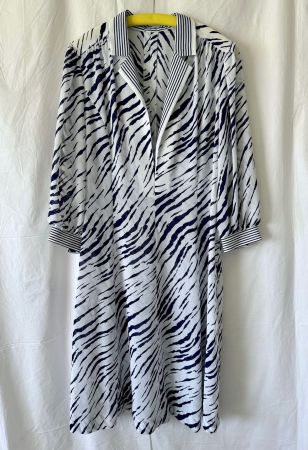 Knielanges Kleid der Marke Kio Jersey mit Krone