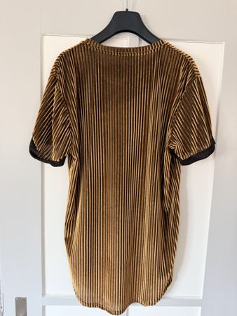 Set mit 9 Herren-Oberteilen (M/L) – Samt & Disco / Party Sty