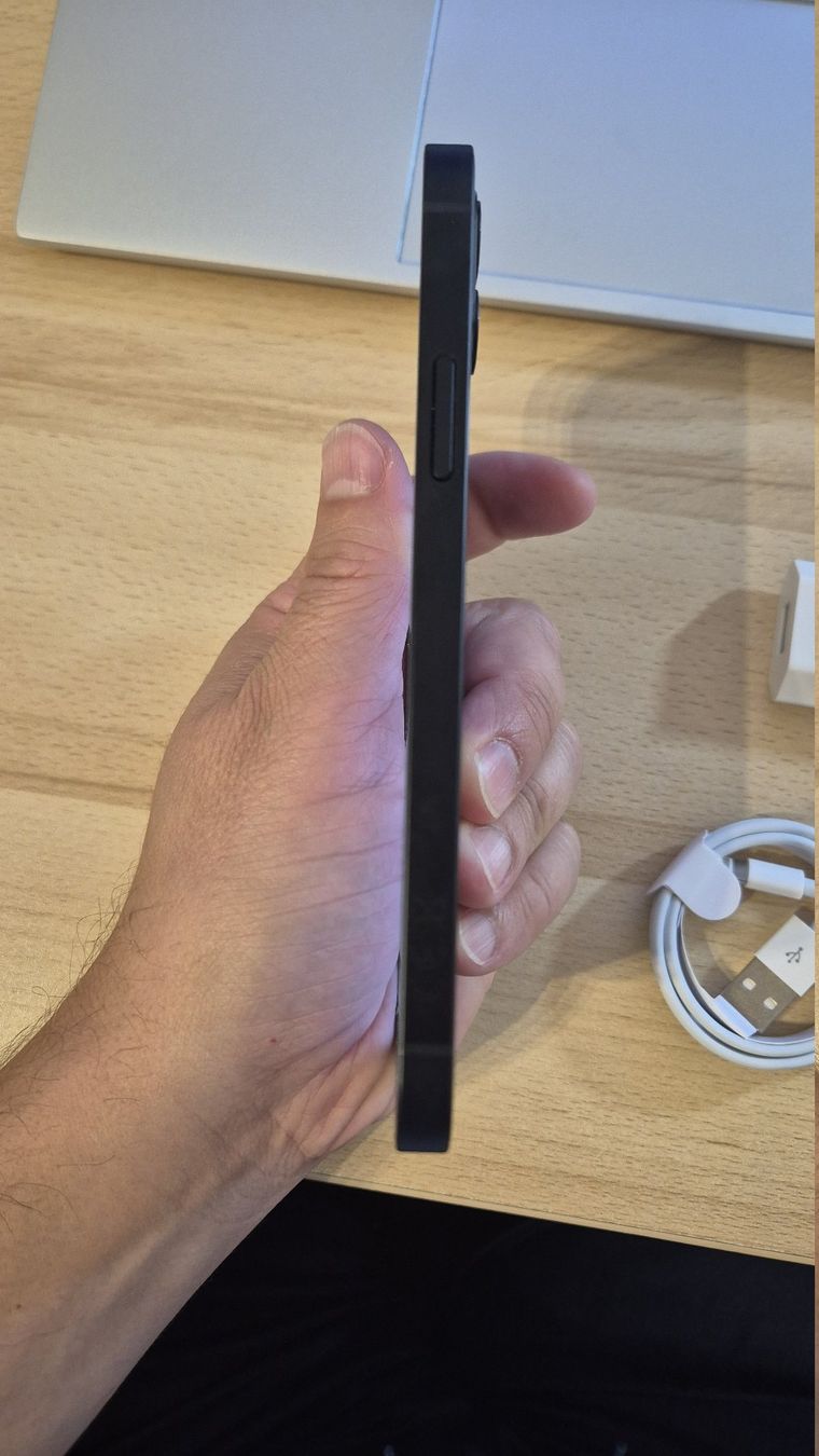 Apple Handys / Smartphones: iPhone 12 128GB Black 3032 – Gebraucht aus Münchenbuchsee von MV_Solutions 7