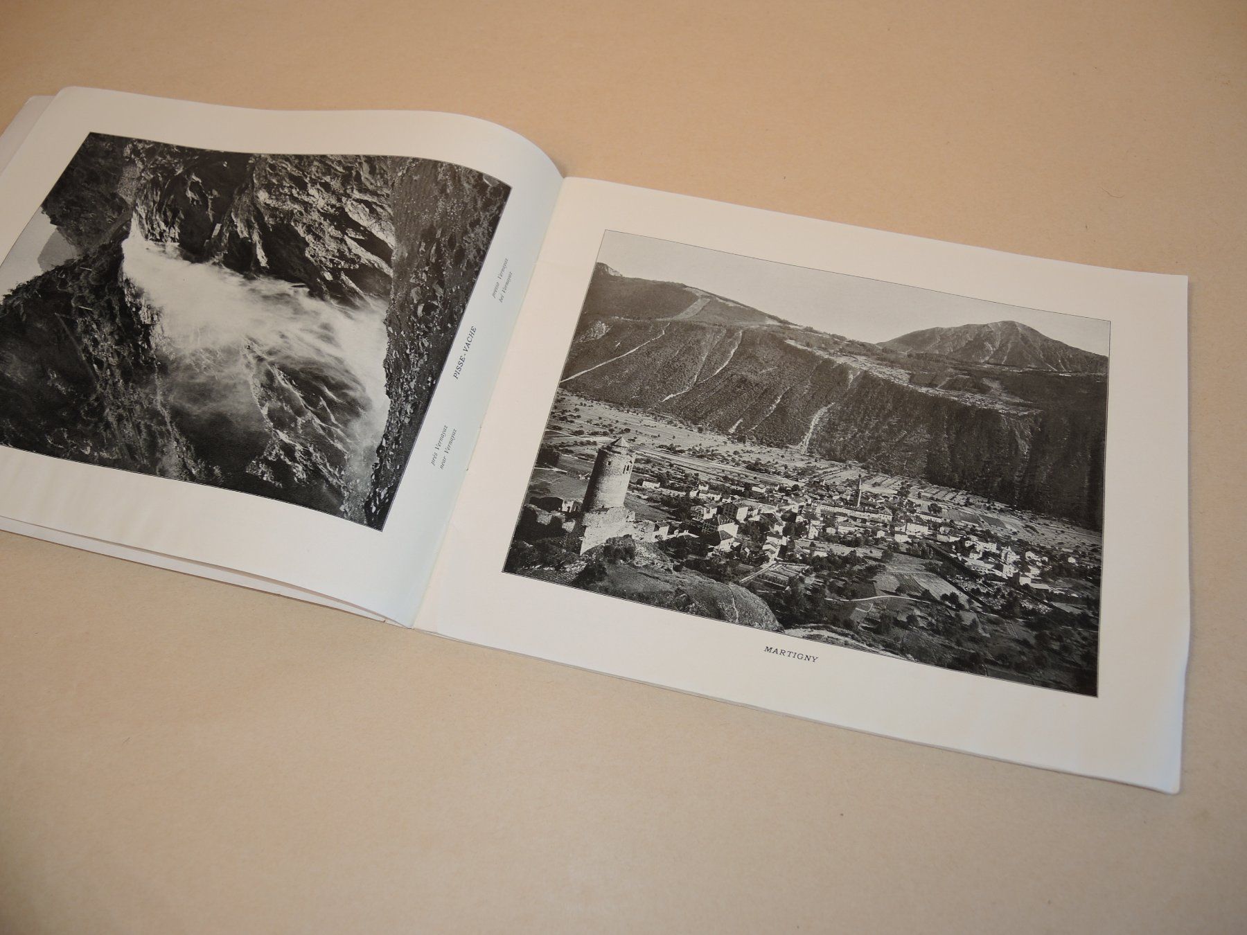 Libri: Simplon Edition illustrée Illustrato 40 Ansichten Bahn Pass – Usato da Rorschach venduto da maeck8 1