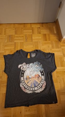 Superdry T-Shirt Grau, Grösse M, ideal für den Sommer!