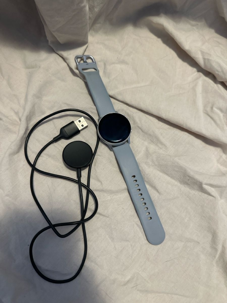 Samsung Smartwatch: Samsung Galaxy Watch Active 2 – Usato da Luzern venduto da chi_jyf2