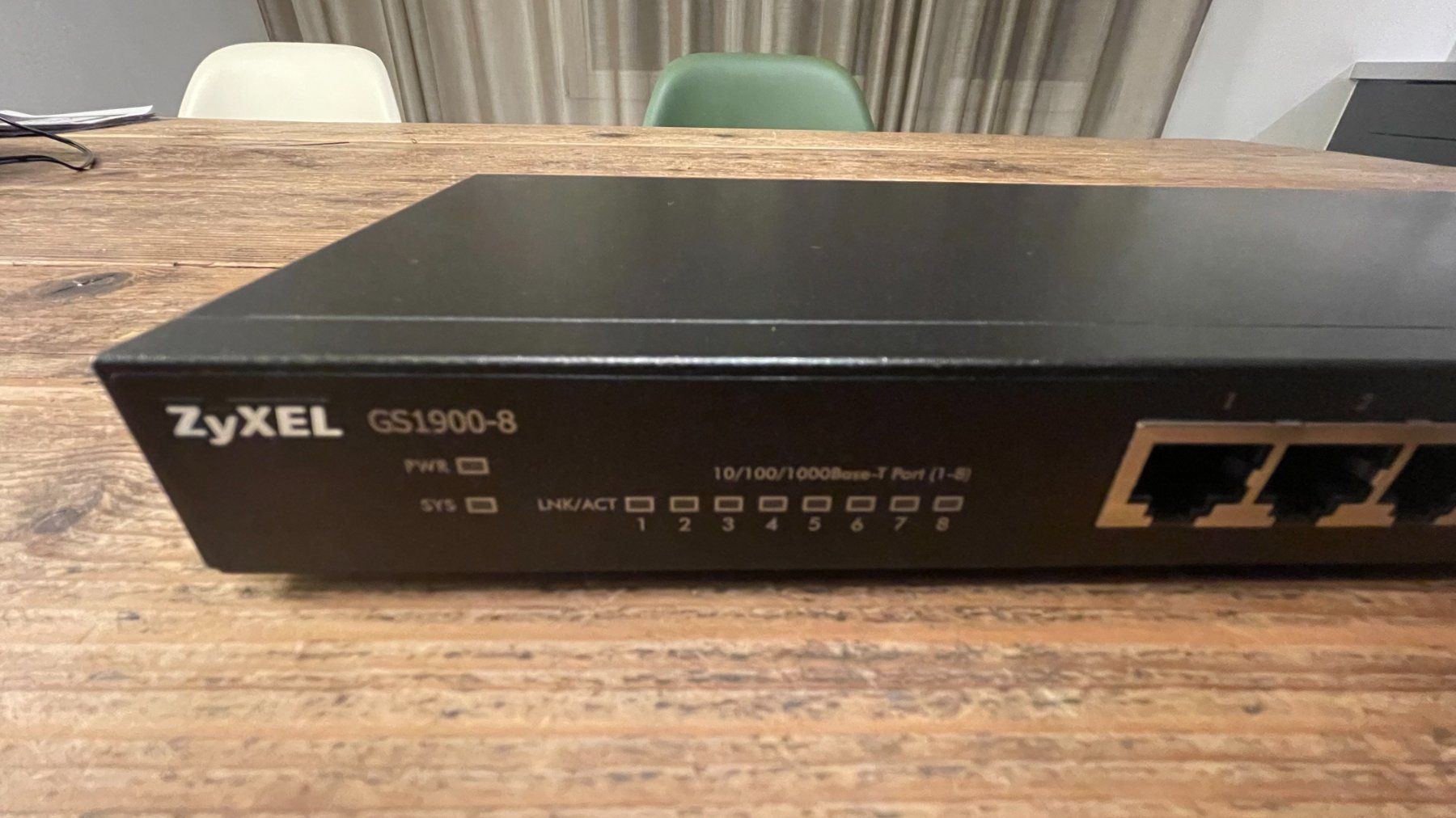 Hub & Switch: Zyxel GS1900-8  Managed Gigabit Switch – Usato da Sursee venduto da techcorner_CH 1