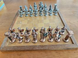 Schachfiguren Set Antik  Metall mit Brett