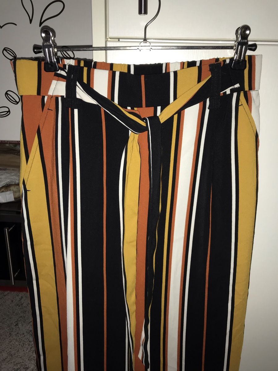 Zara Pantaloni: ZARA DAMEN HOSE GESTREIFT GRÖSSE S – Usato da Basel venduto da ros_gw5v 1