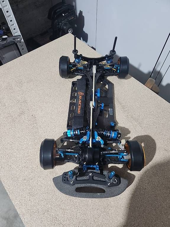 Modellismo RC: Tamiya TA 05 full carbon – Usato da Renens VD venduto da aligrapefruit 1