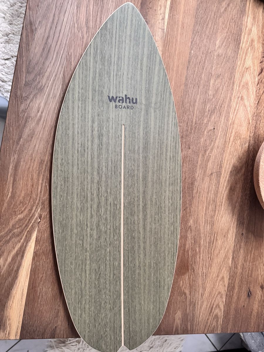 Hometrainer: Wahu Balance Board mit Korkrolle neuwertig – Neu (gemäss Beschreibung) aus Neuenegg von Marengo06 1