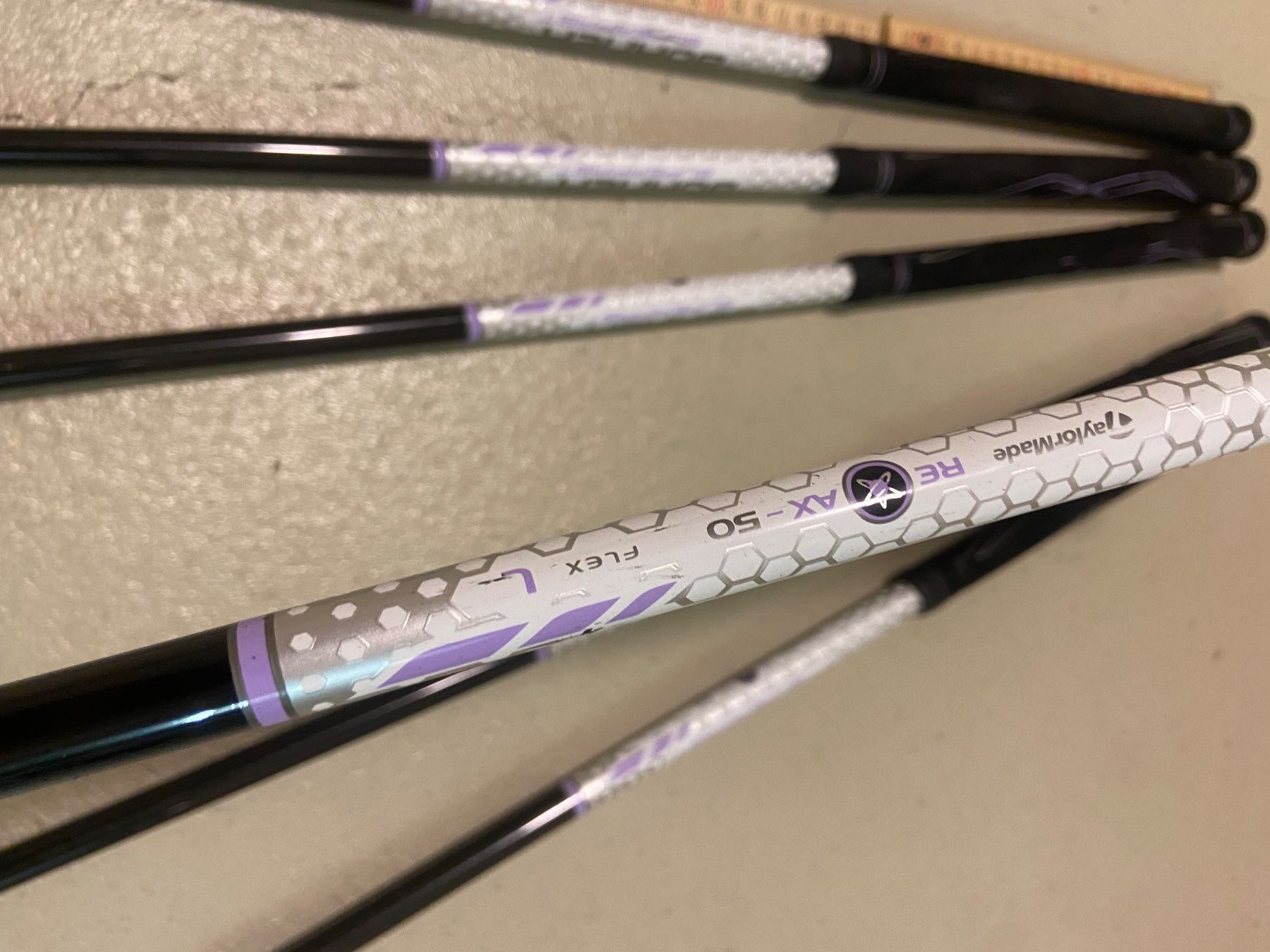 Taylor Made Mazze & Set: Taylor Made Golf - Damen Set - 5-9 & P - L Flex - RH – Usato da Frauenfeld venduto da golfdude 8