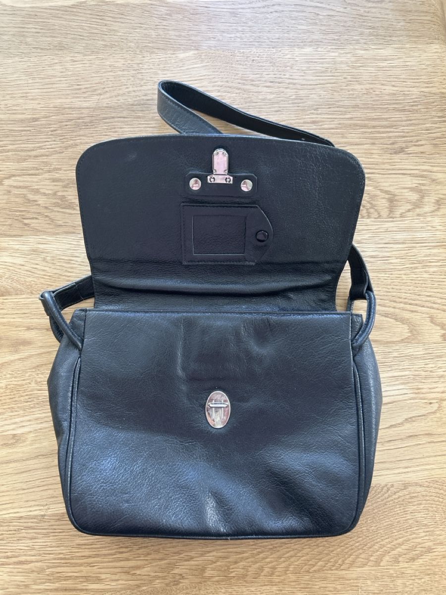 Borse da donna: Leder Tasche Damen – Amiet – Usato da Herisau venduto da Renee30 2