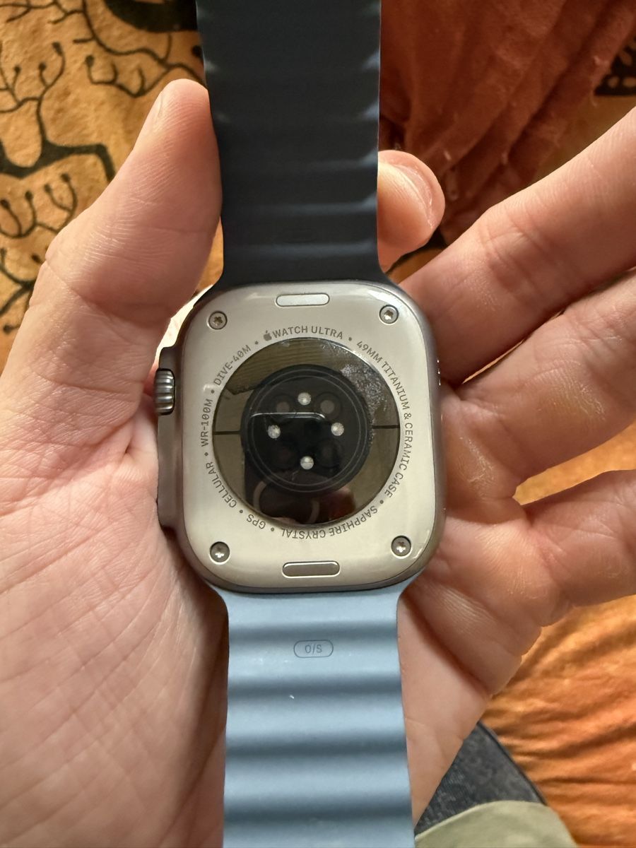 Apple Smartwatch: Apple Watch Ultra 3 – Usato da Zürich venduto da eri_kcg9 2