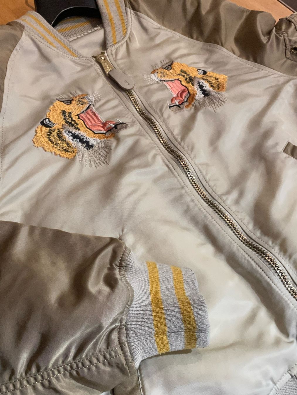 Diesel Giacche: ALPHA INDUSTRIES REVERSIBLE SOUVENIR JACKET SZ: L – Usato da Cortaillod venduto da Stay_Alive_vintage 6