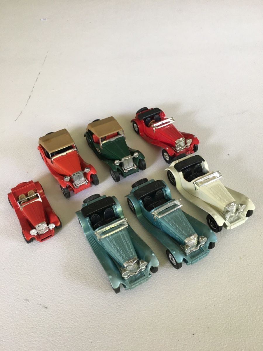 Matchbox Modellini d'auto: Matchbox MG und Jaguar Modelle – Usato da Grellingen venduto da Toyhamster