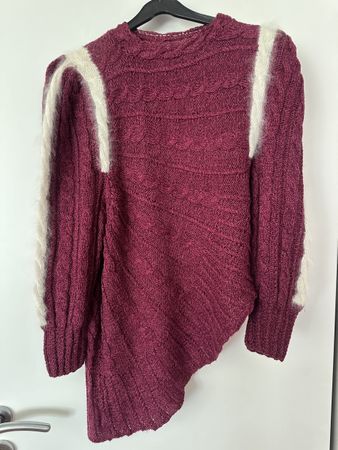 Damen Pullover bordeaux mit weissen Akzenten gestrickt