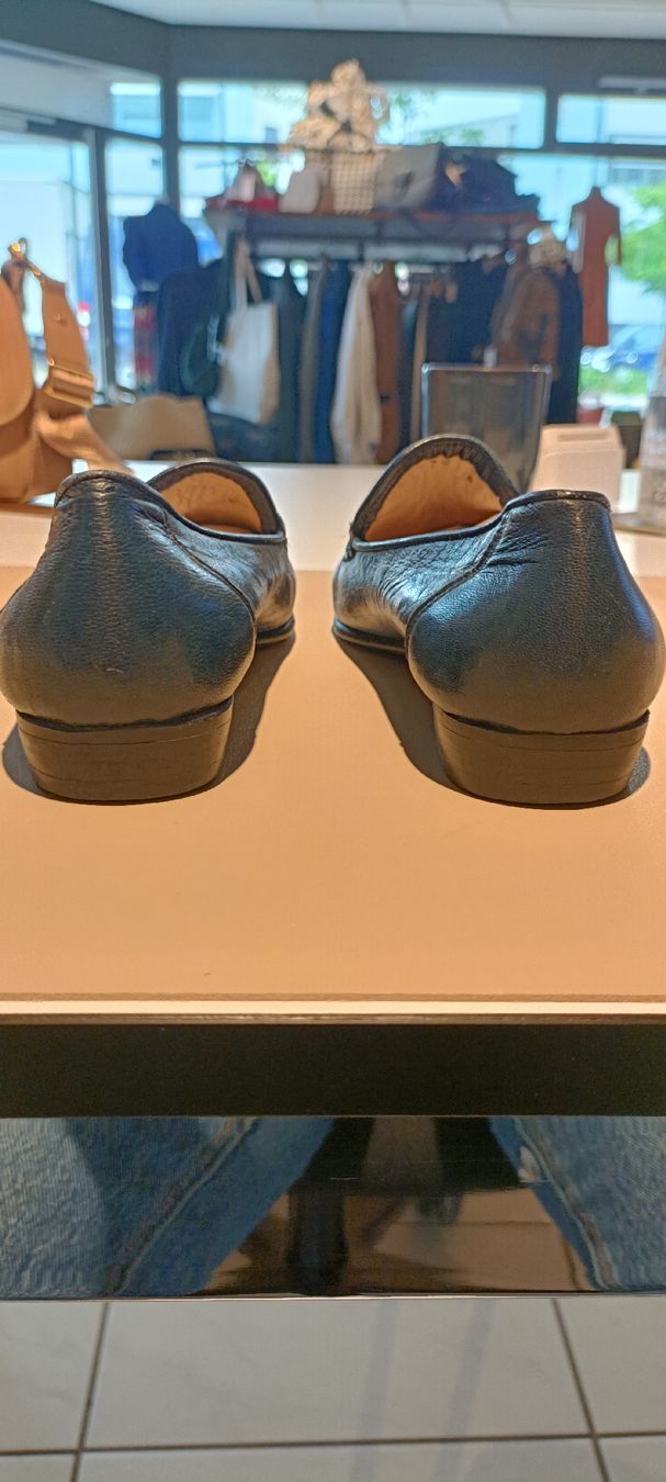 Bally Scarpe da donna: Bally Lederschuhe, dunkelblau, Gr. 38,5 – Usato da Zollikofen venduto da Proseco 2