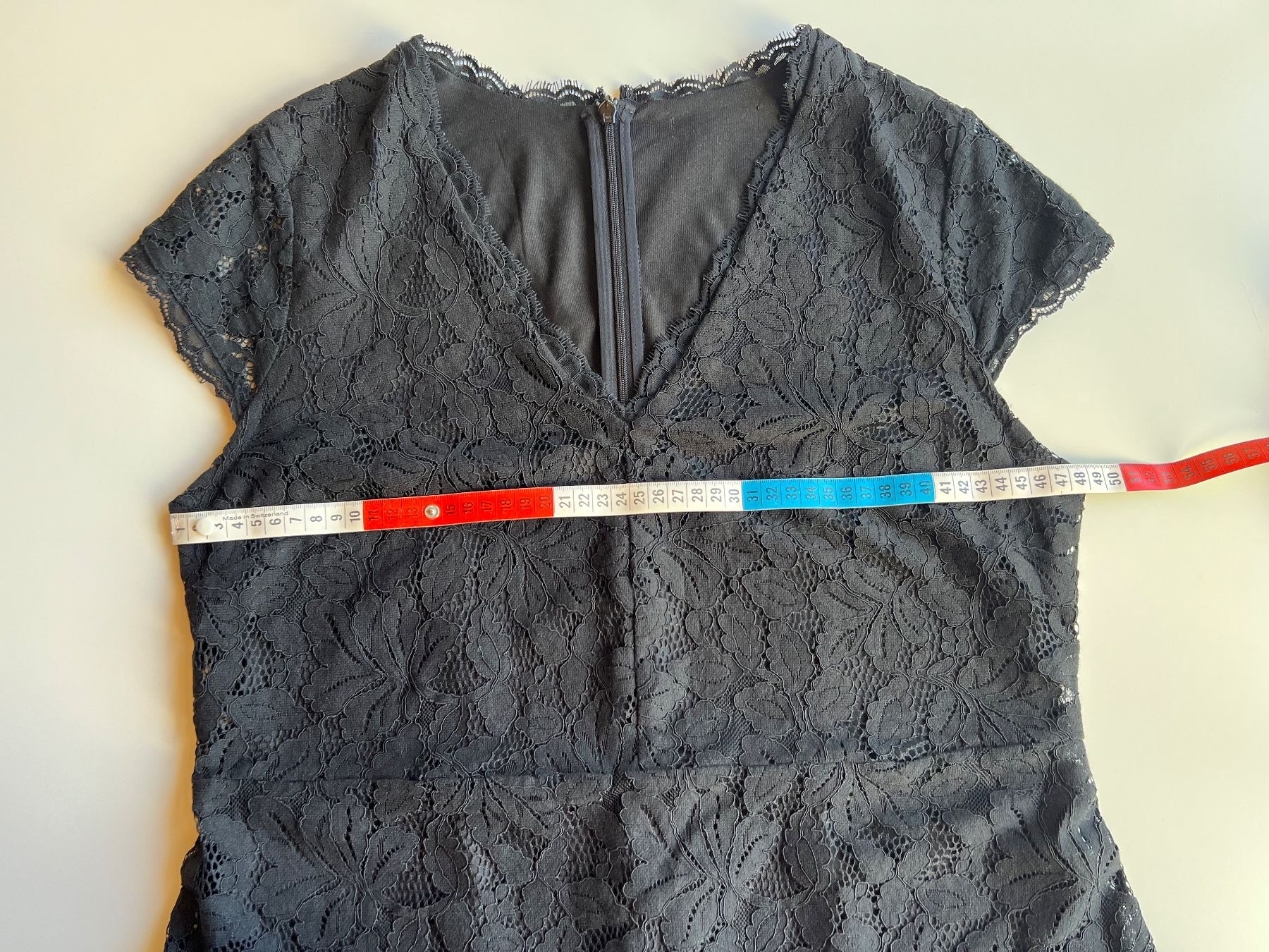 H&M Vestiti: Damen Kleid schwarz mit Spitze – Usato da Chur venduto da van_hnc6 7