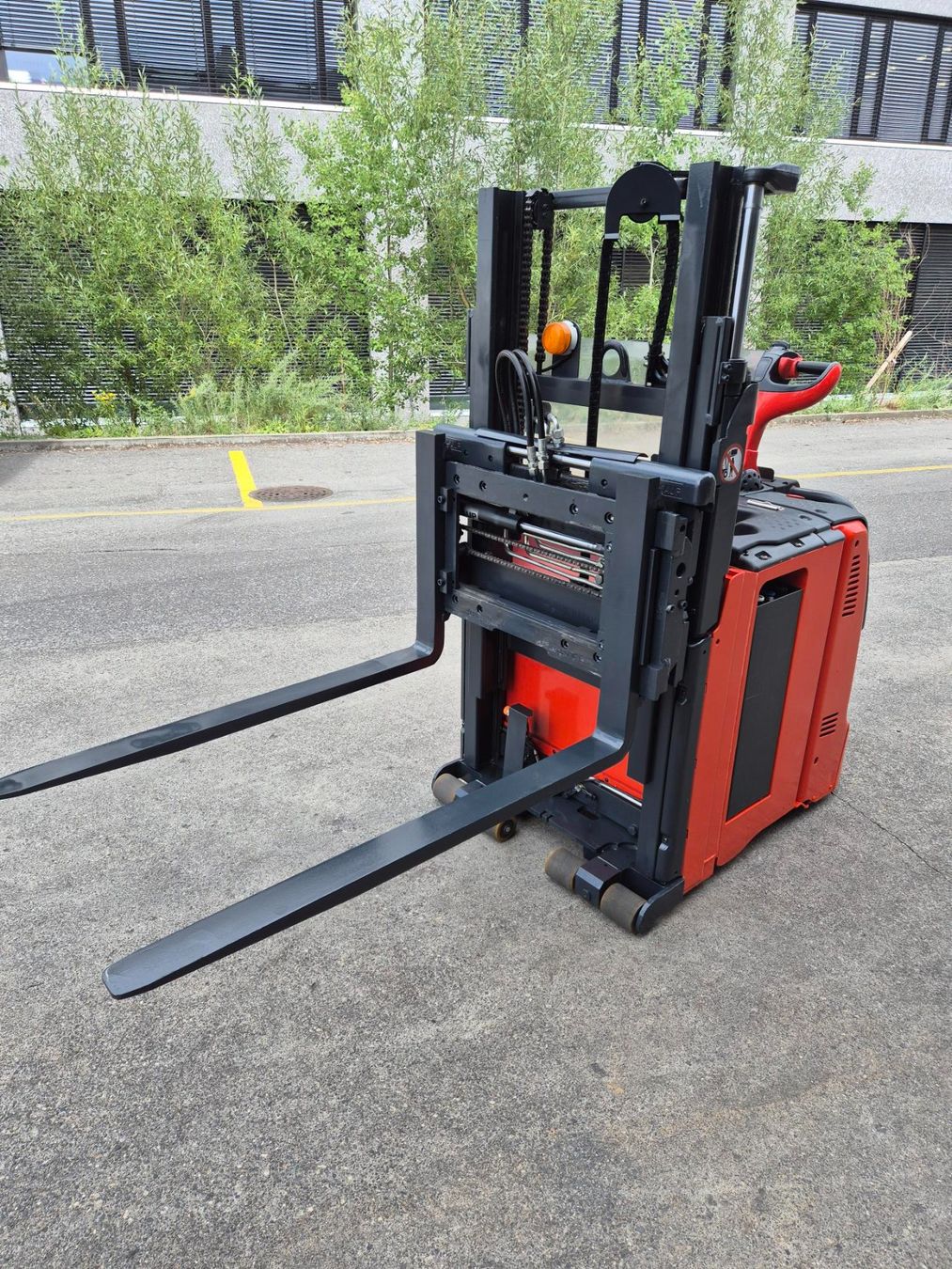 Linde Carrelli elevatori e a forche: Ameise Linde L06.AC,AP – Usato da Aarau venduto da LM-Handel