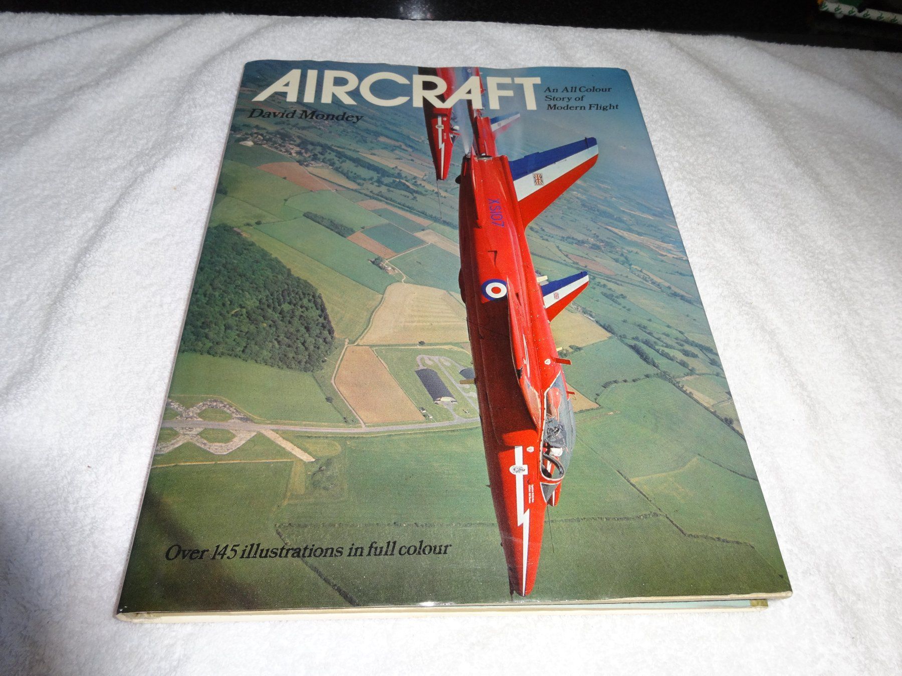 Libri: Aircraft – Usato da Neerach venduto da jenny062
