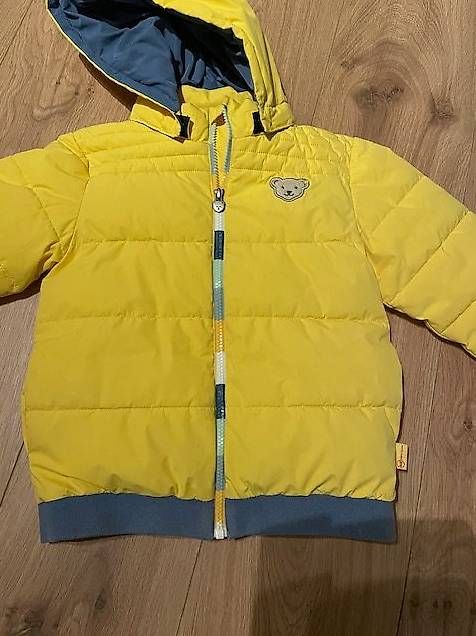 Vestes & Manteaux: Übergangsjacke von Steiff Gr. 122 – D'occasion à Pfäffikon Sz par alar 1