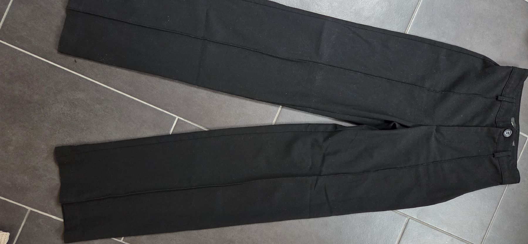 Pull&Bear Pantalons: Hose Pull& Bear Gr. XS – D'occasion à Lyss par Urma5