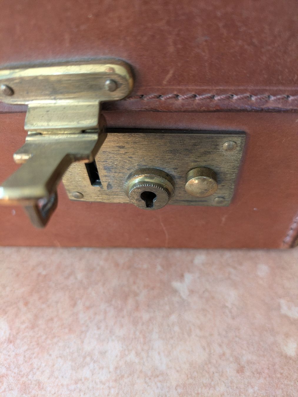 Valigie: Leather vintage suitcase – Usato da Bruson venduto da emm_65zh 3