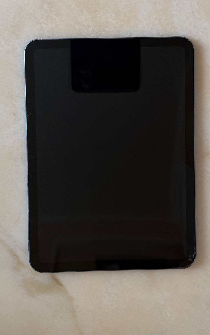 Apple Tablet PC: iPaid – Defekt aus Pfäffikon ZH von Margot1 1