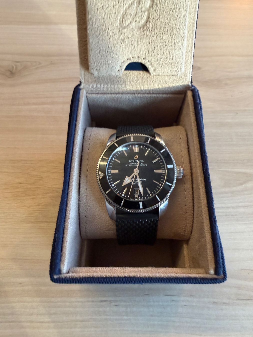Breitling Orologi: Breitling Superocean Héritage li B20  46 en – Usato da Montreux venduto da dar_hs6n