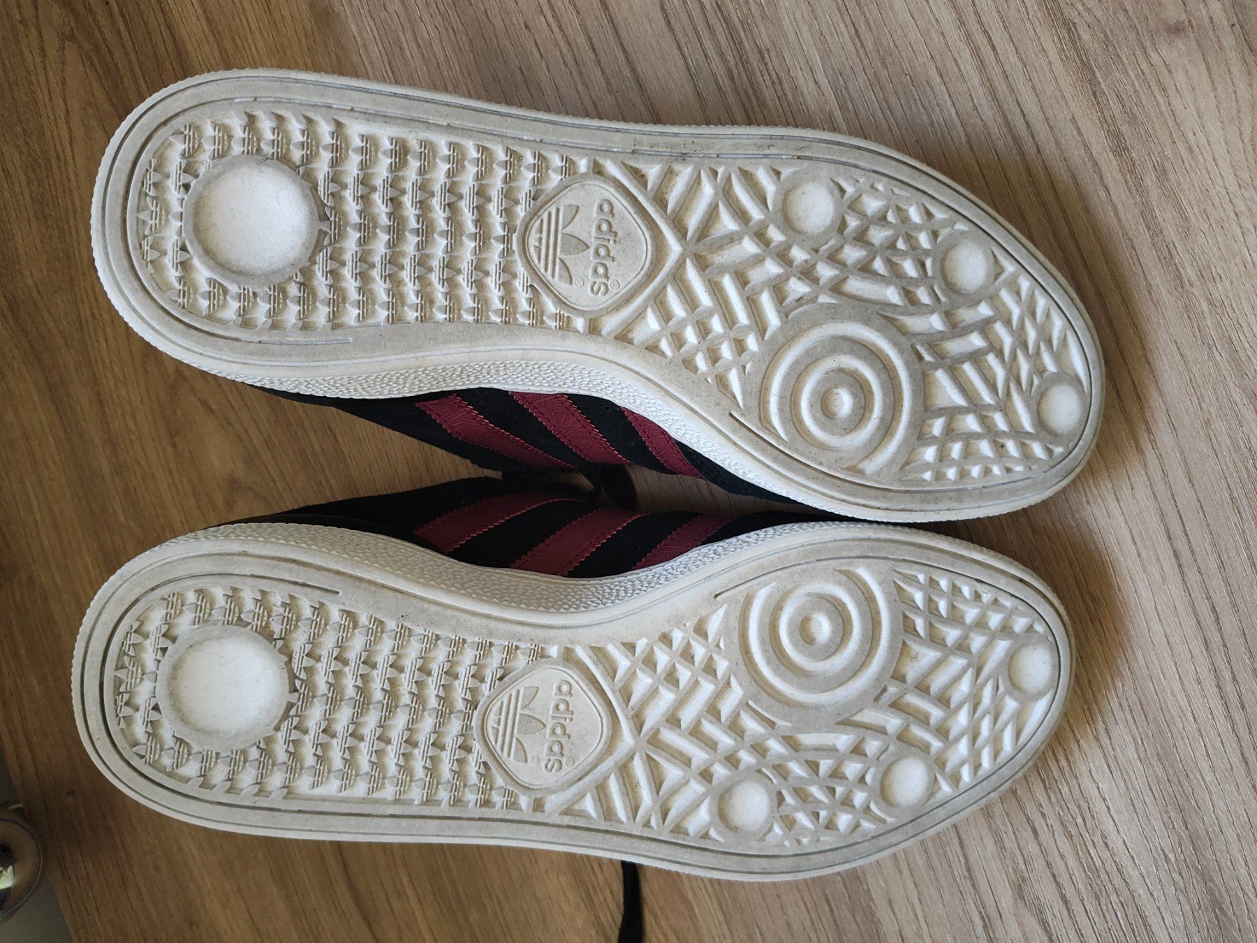 Adidas Scarpe da uomo: Adidas skateboard black sneakers size 43 – Usato da St-Gingolph venduto da Retro_seller 2