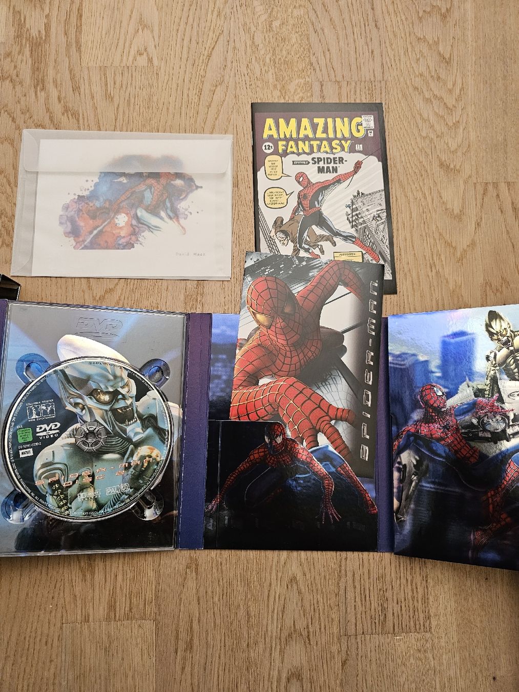 Tutti i DVDs: Spider-Man Deluxe Edition DVD Set mit Comic, Grafik uvm. – Nuovo (secondo la descrizione) da Klingnau venduto da Eibermend1 2