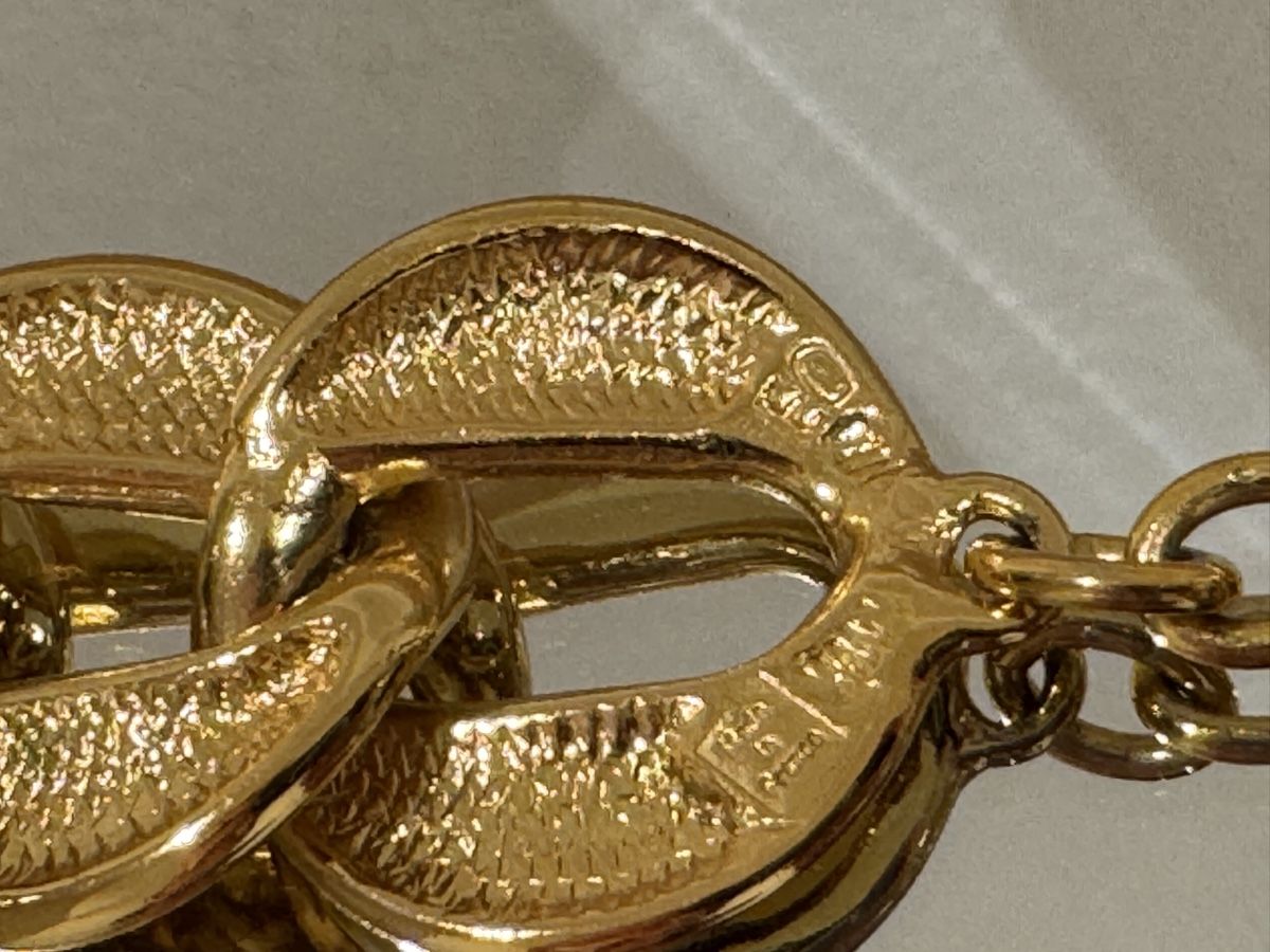 Saint Laurent Armbänder & -reifen: Yves Saint Laurent Vintage Schmuck – Gebraucht aus Kloten von Teo3ko 3