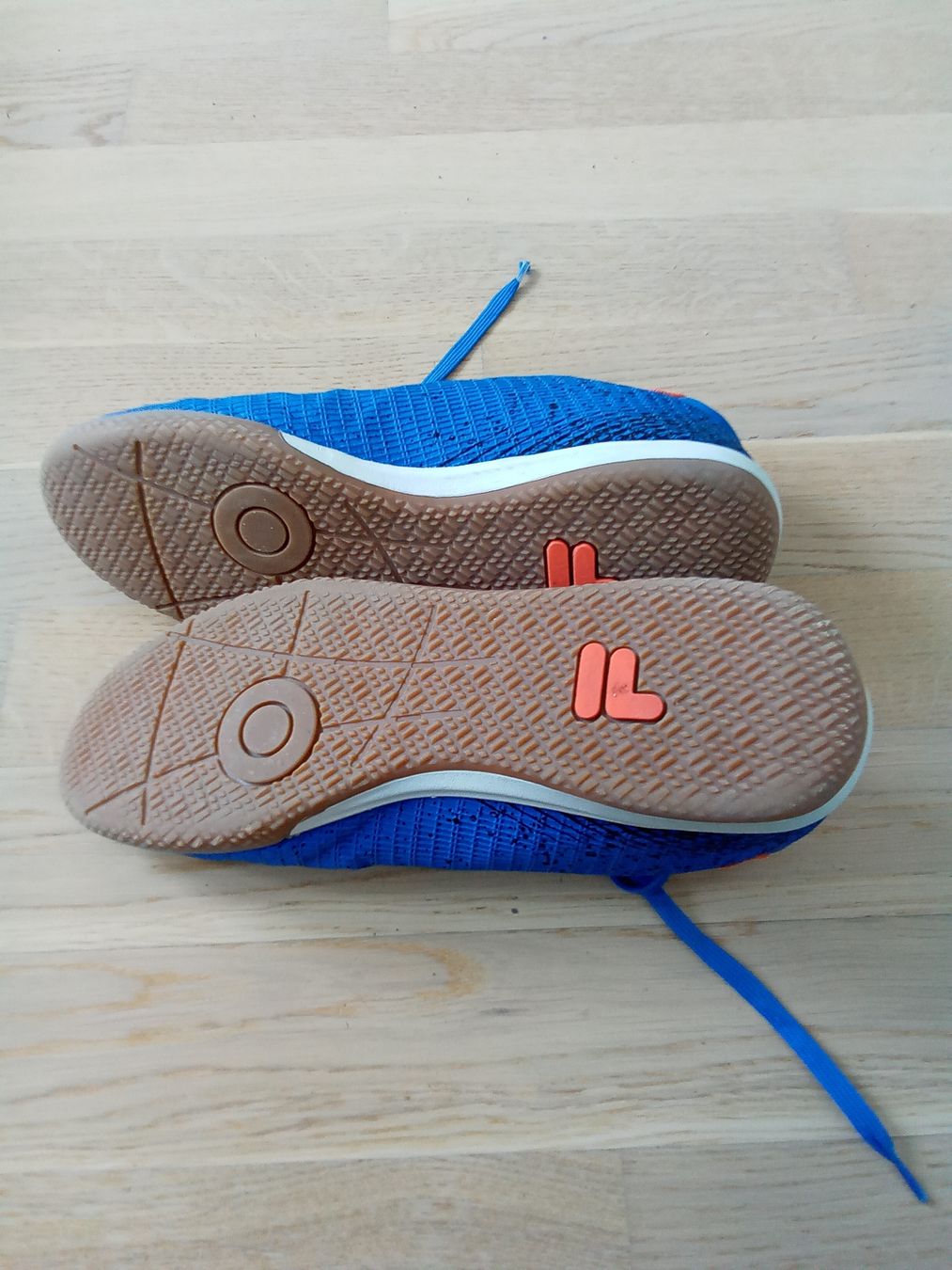 Herrenschuhe: Fila Hallenschuhe – Gebraucht aus Frauenfeld von da2806 1