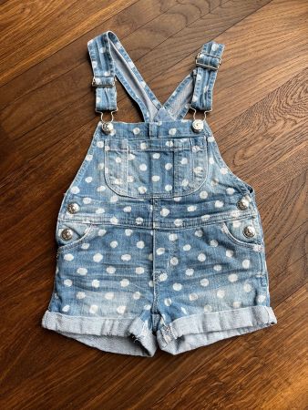Latzhose Latz-Shorts Hose Gr. 98 Mädchen H&M Jeans