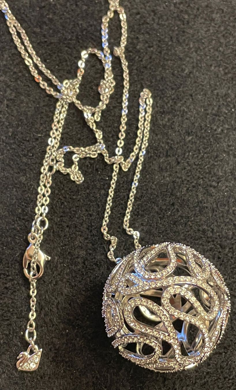 Swarovski Catenine: Kette von Swarovski – Usato da Chur venduto da elifor 4