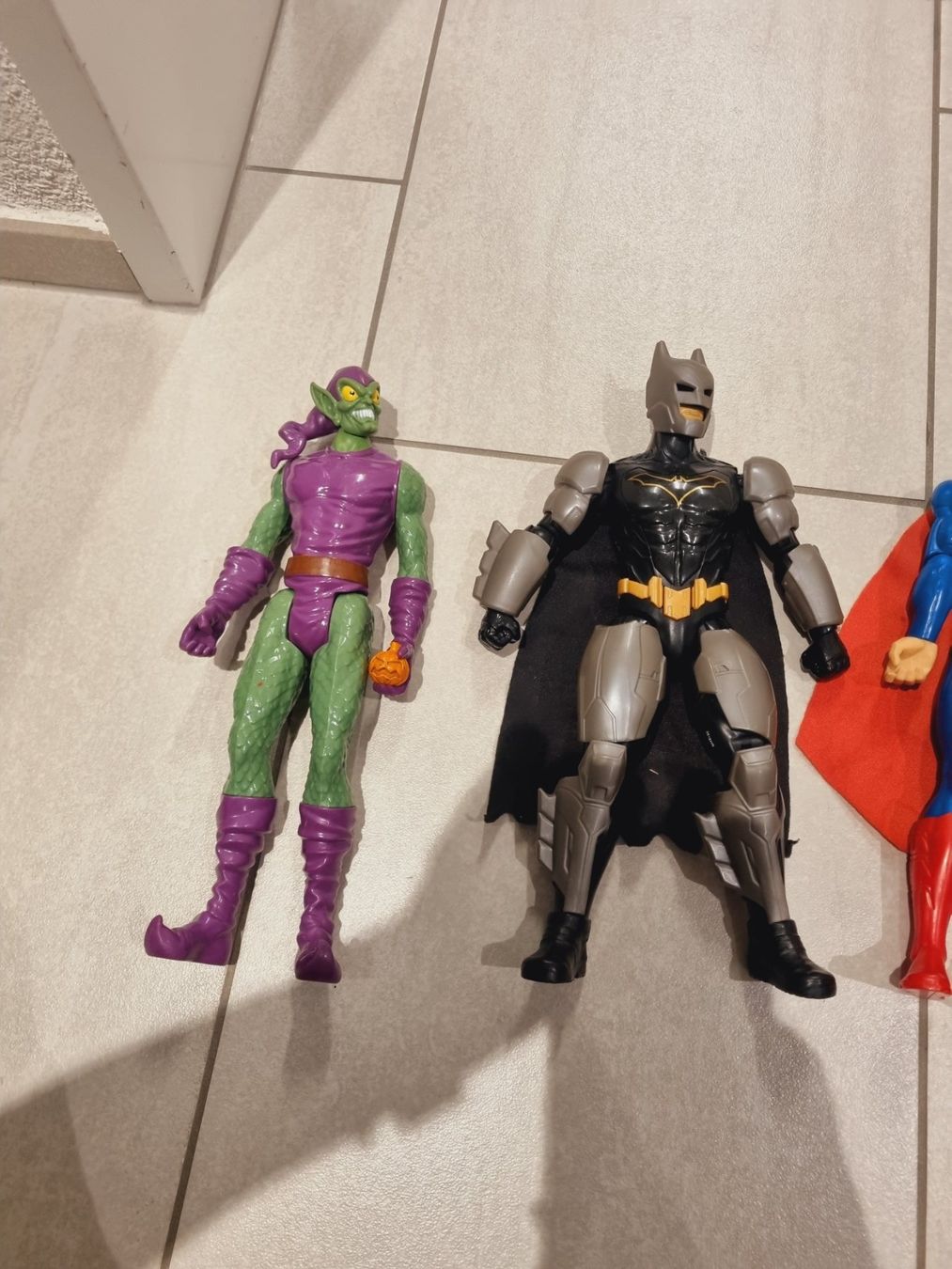 Figuren: 5 Superhelden Figuren Batman Superman Mr. Incredible – Gebraucht aus Niederwil SG von Excentia 2