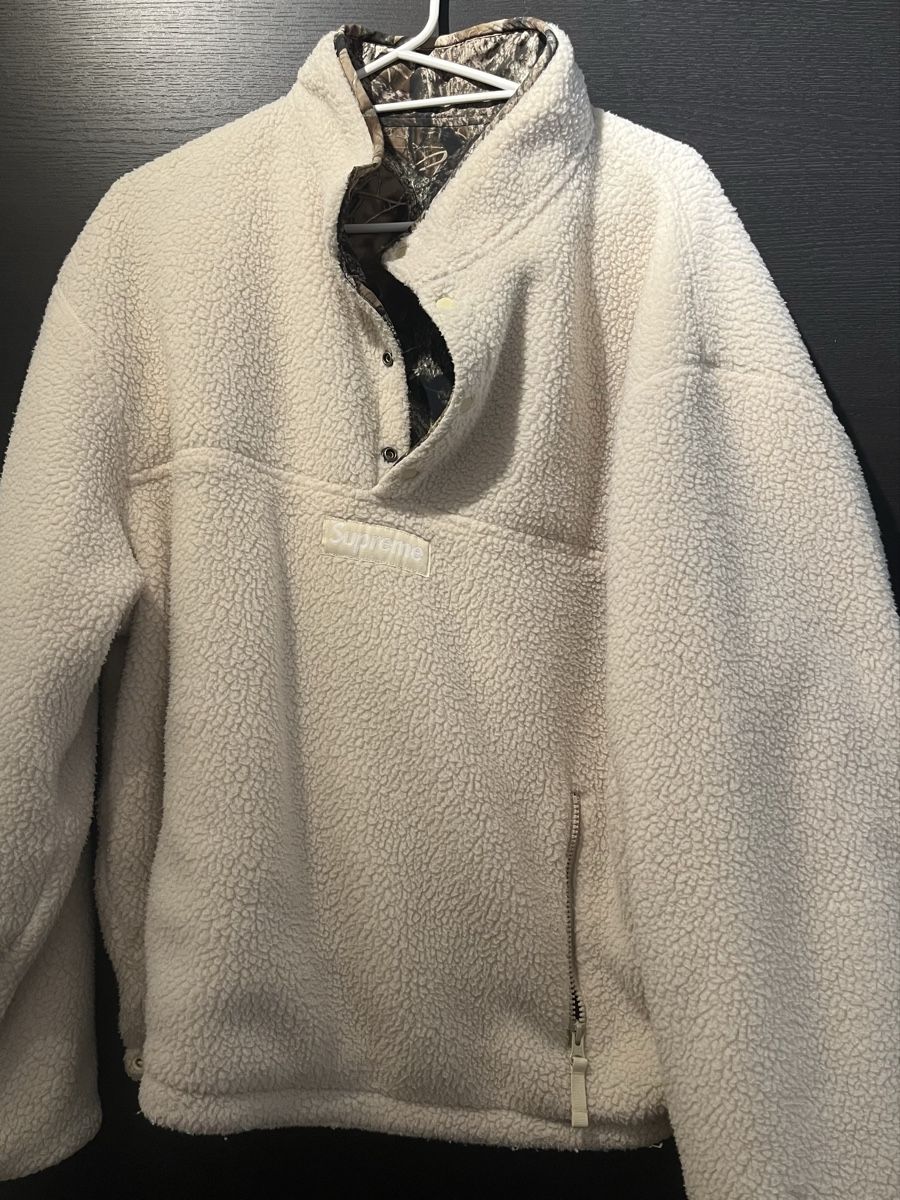 Supreme Vestes: Supreme reversible jacket - Camo/Pile  - Size L – D'occasion à Zürich par eliamoli.21 2