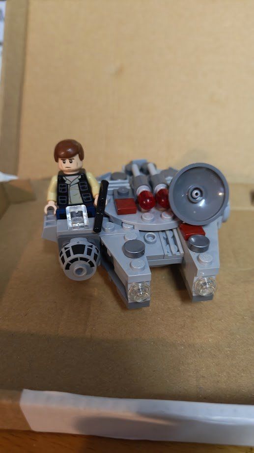 Lego Giocattoli: LEGO Star Wars  Micro Millenium Falcon komplett – Usato da Kaufdorf venduto da Atevileye