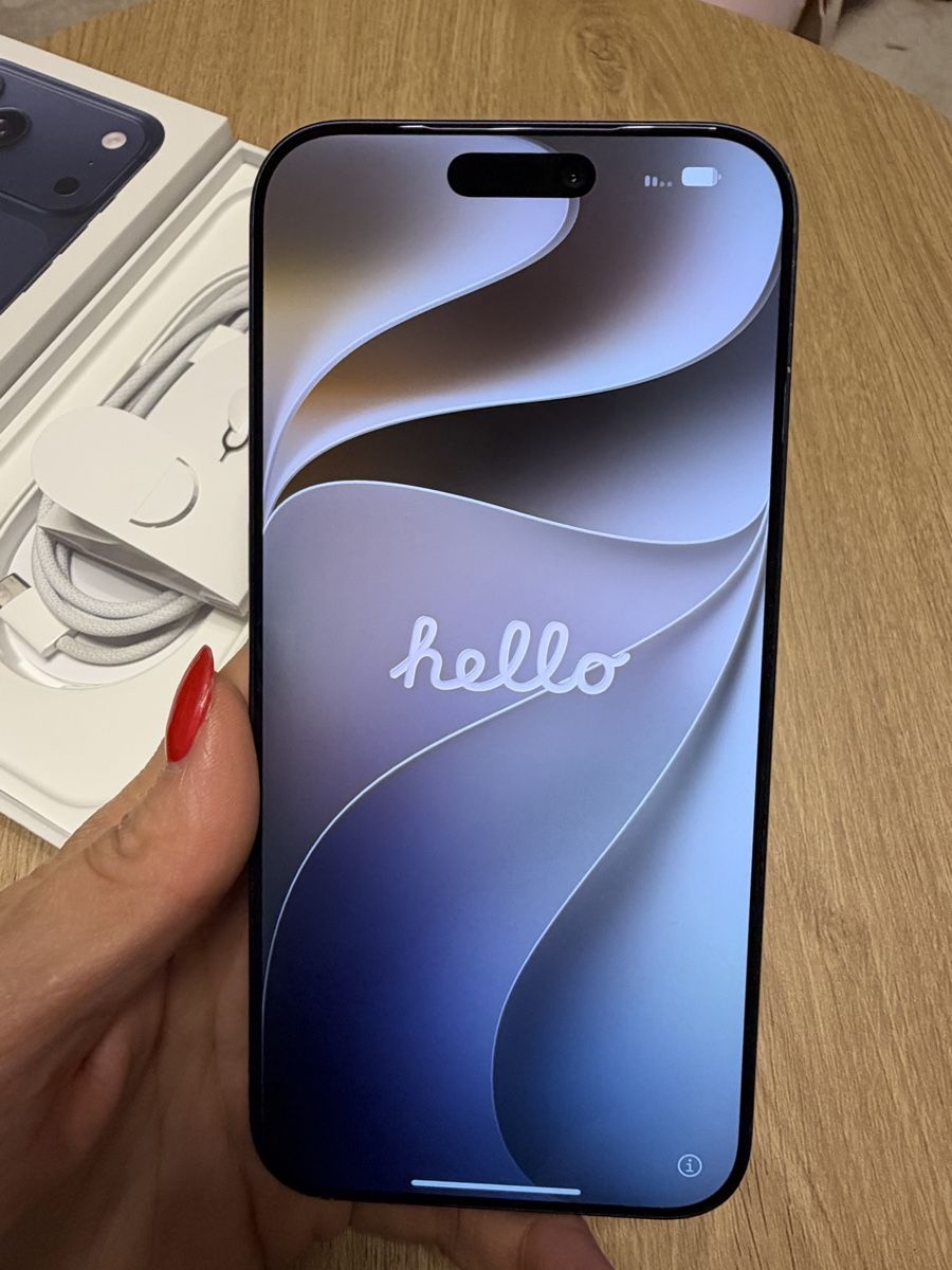 Apple Portables: iPhone 17 Pro Max blau 256GB – Neuf (Voir description) à Engelburg par Galena92 1