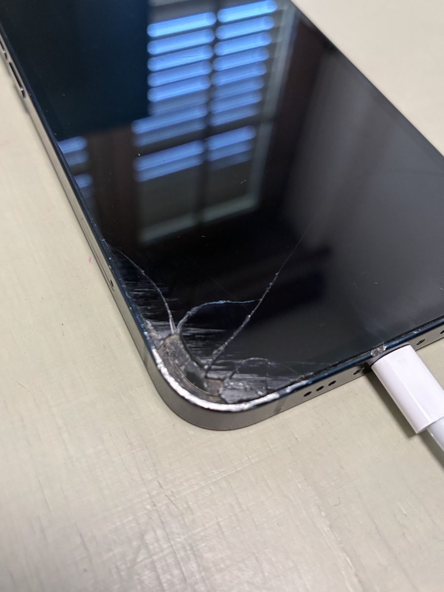 Apple Handys / Smartphones: iphone 13 - gebraucht – Gebraucht aus Zürich von maurice5000 1