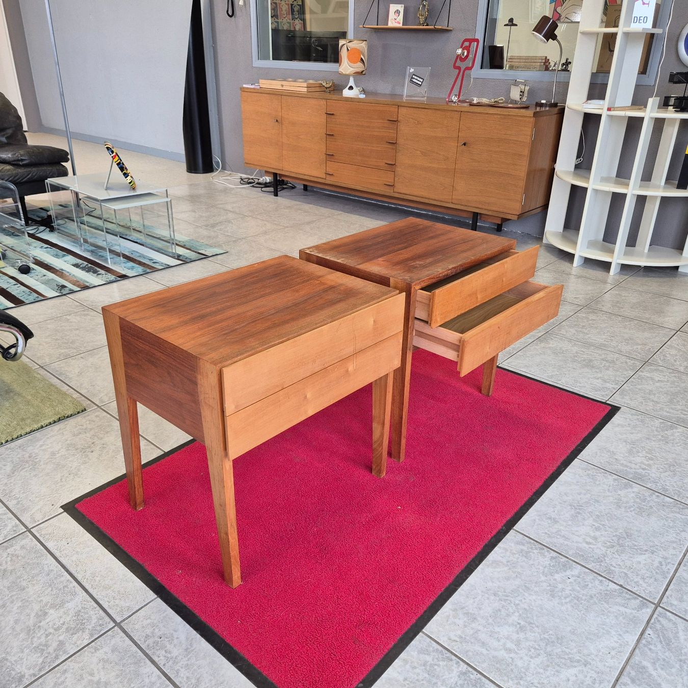 Kommoden: 1 x 1960 Night-Stand, Kommode Nachttisch Schubladenkommode – Gebraucht aus Nottwil von Wondewa-Shop 8