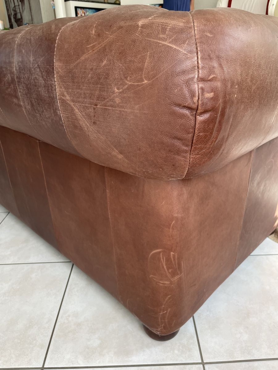 Chesterfield Sofas: Chesterfield Sofa braun. Echtleder. – D'occasion à Spiez par bap75 1
