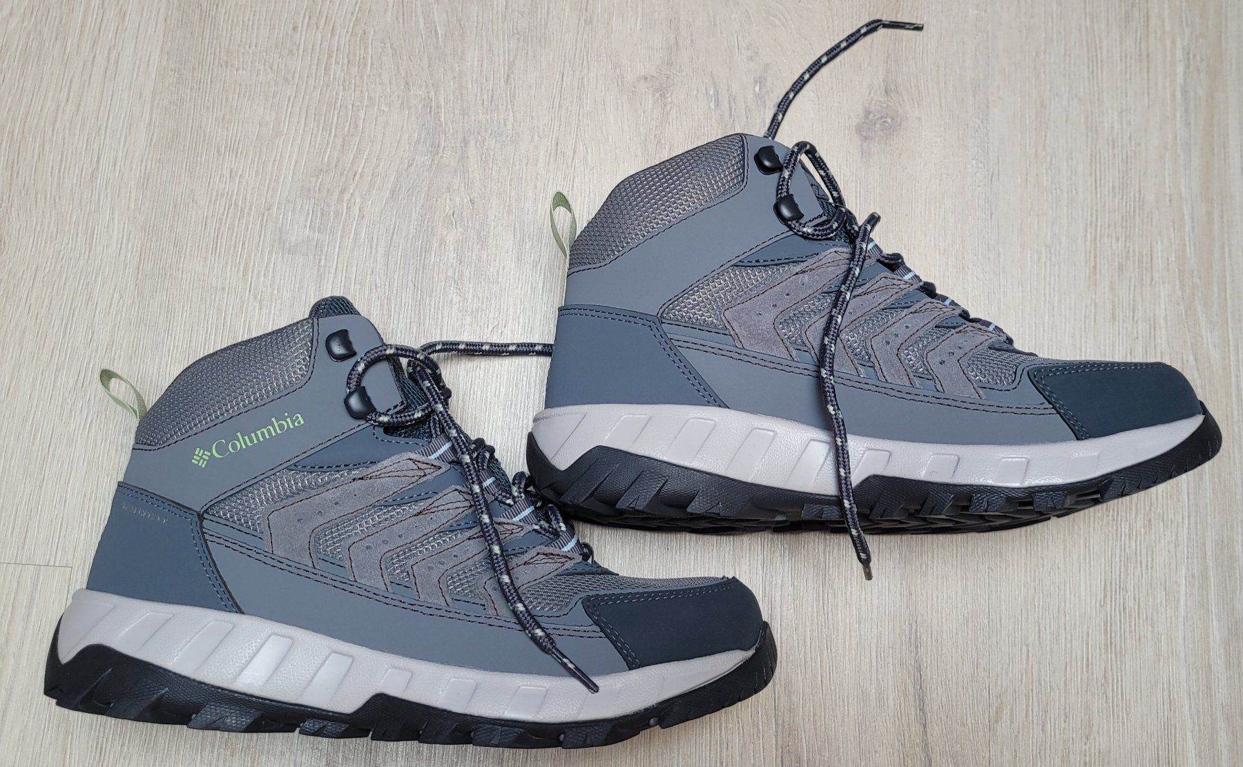Columbia Scarpe da donna: Columbia Wanderschuhe, Grau, Gr. 38, Neu – Nuovo e nell'imballaggio originale da Münchenstein venduto da sun_mx9b 6