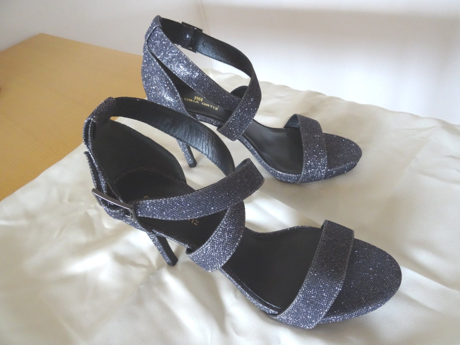Scarpe da donna: Neue Damenschuhe Gloria Ortiz – Nuovo e nell'imballaggio originale da Disentis-Muster venduto da Bix03 1