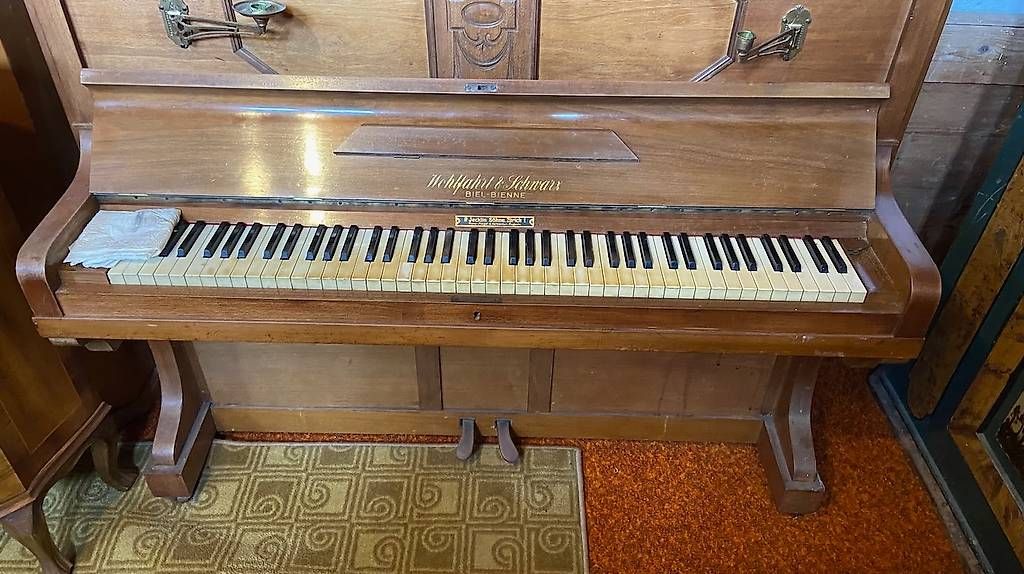 Strumenti musicali: Klavier Wohlfahrt & Schwarz – Usato da Illnau venduto da S_haesli 1