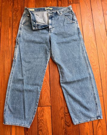 Levis Jeans Dad Utility Grösse 30 getragen aber ohne Schaden