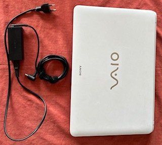 Vaio Notebook: Sony VAIO Laptop (Windows 8) – Usato da Bern venduto da Nicky1 4