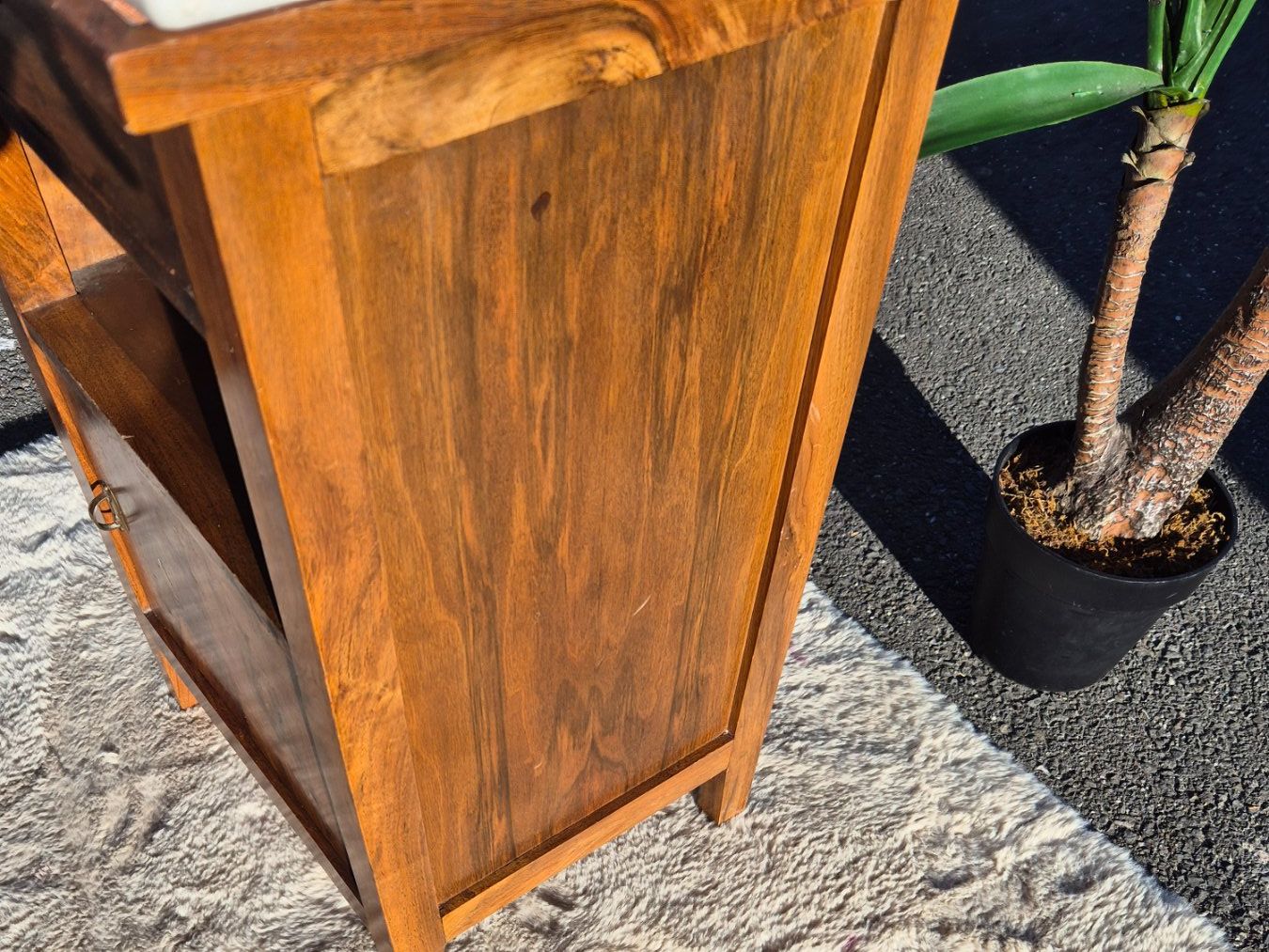 Nachttische: Table de nuit ancienne plateau en marbre – Gebraucht aus Fully von tameab 2
