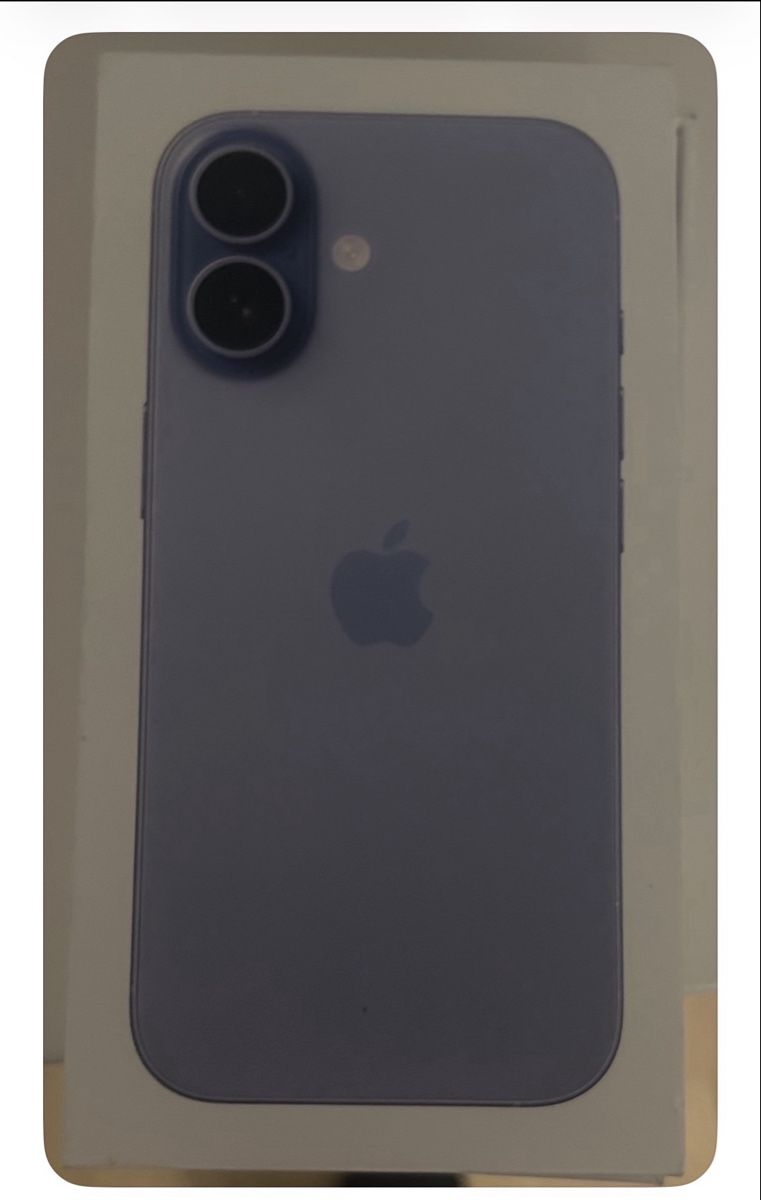 Apple Telefoni cellulari / Smartphones: iPhone 17 256Gb mist bleu – Nuovo e nell'imballaggio originale da Crissier venduto da C.cantatore