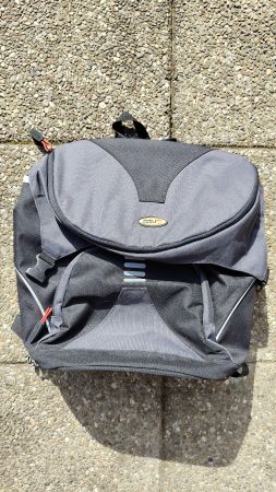 AGU 350, 24 Liter, Fahrradtasche, Velotasche