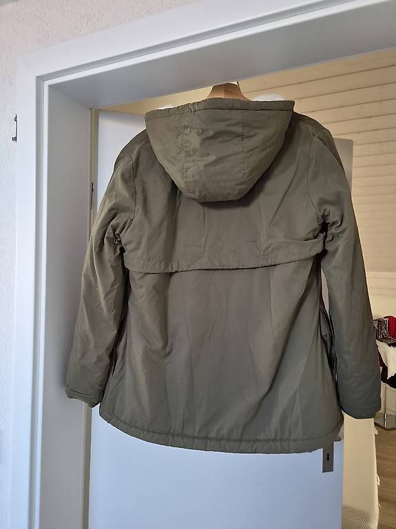 Giacche: Umstands-Tragejacke gr. M – Usato da Melchnau venduto da Rhabarber_98 2