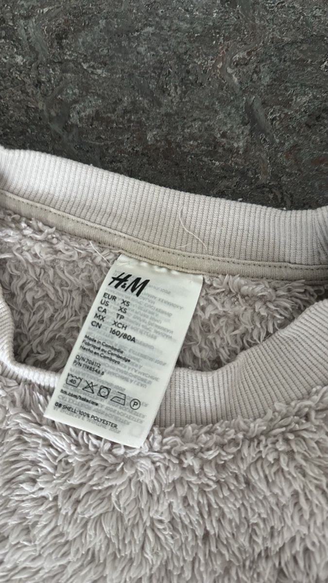 H&M Pullover & Sweatshirts: H&M Teddy Pullover – Gebraucht aus uerikon von SITRRY4 1